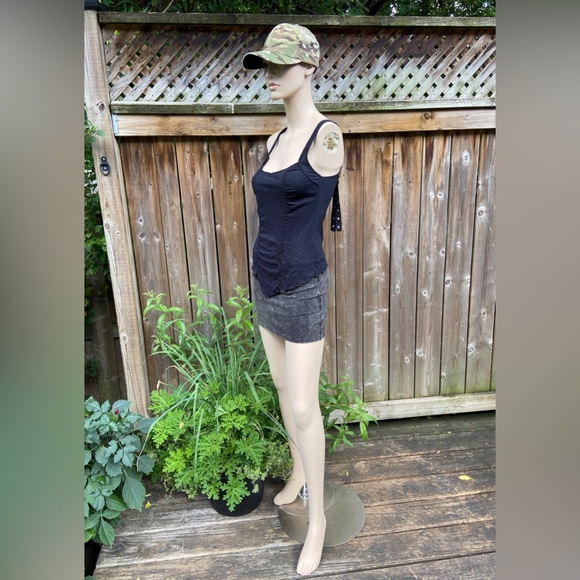 Y2K Edgy Asymmetrical Tank Top - Picture 8 of 12